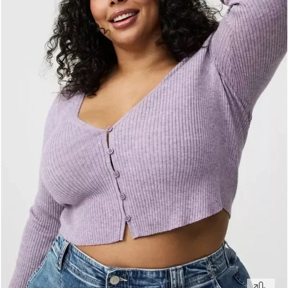 NWT Crop Purple V-Neck Sweater Ribbed Knit Super Soft Cozy - Picture 9 of 11
